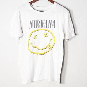 Nirvana Smiley Face Band Tee White Graphic L Grunge Graphics